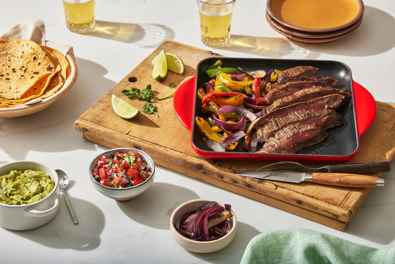 Le Creuset Enamaled Cast Iron Square Grill, 9.5", Caribbean image 5