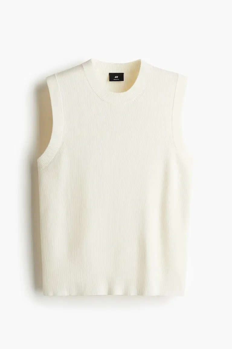 Regular-Fit Ribbed Sweater Vest image 6